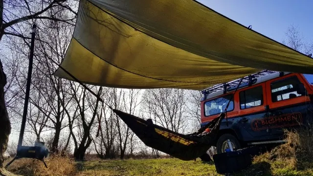 Bushmen THERMO - Tarp™ 4 x 4 m olivgrün Regenplane mit Hitze- und Kälteschutz by Bushmen BU-1THATARP4X4 color grün