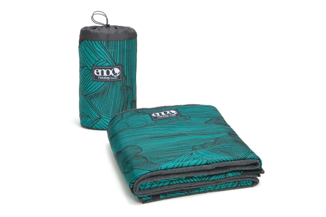 FieldDay Blanket Mountains to Sea / Seafoam by ENO EN-A7340 color bunt